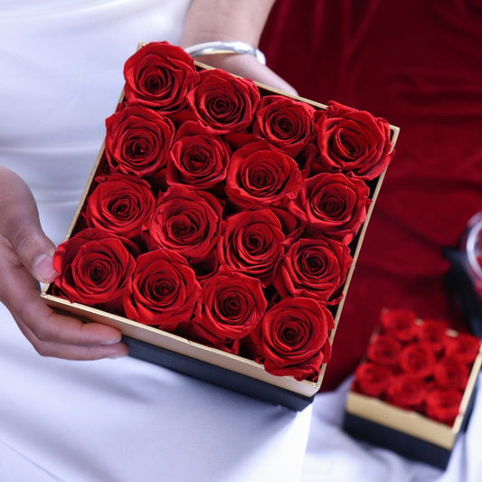 Medium Square Rose Box - Forever Roses